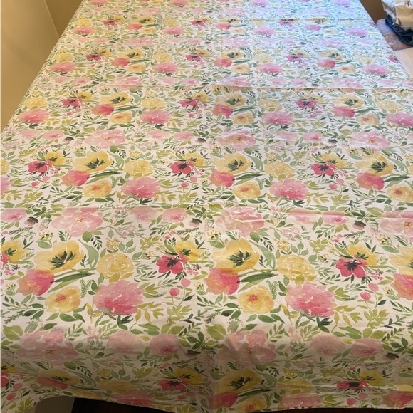 Floral Patterned Fabric - Picture 2 of 4